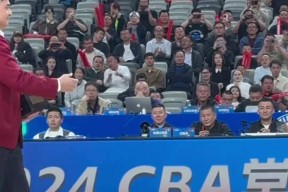 9体育-萨克拉门托国王训练开放日，今晚主帅复盘引欢呼，CBA常规赛在即，球队文化再被提及的简单介绍