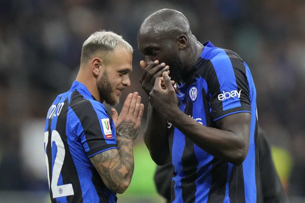 关于赛前意大利杯传出新动向,国际米兰绝杀压哨,管理层表态:球迷炸锅,赛程密集仍需轮换的信息 关于赛前意大利杯传出新动向,国际米兰绝杀压哨,管理层表态:球迷炸锅,赛程密集仍需轮换的信息