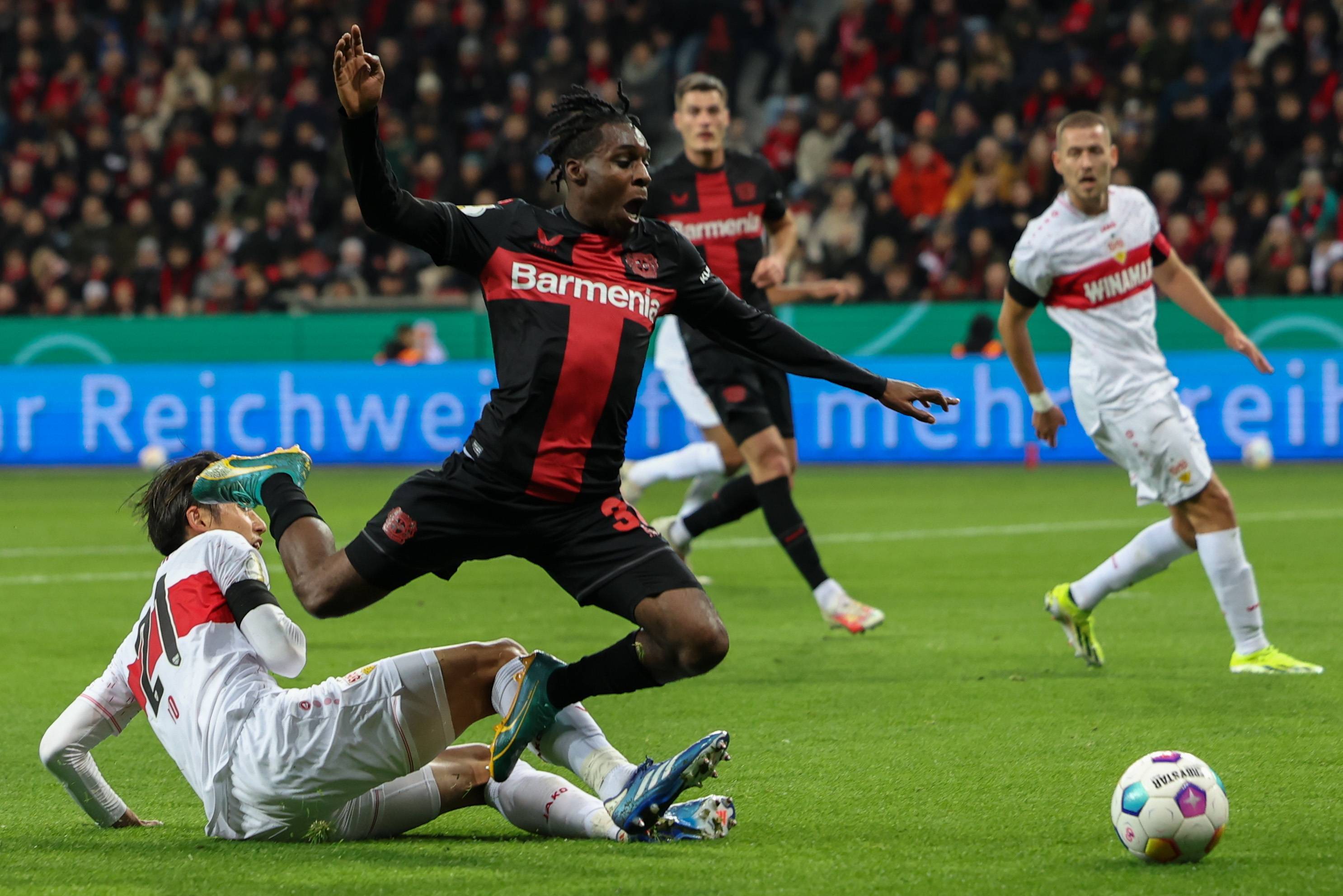 包含转折点纽卡斯尔回应争议，意甲清晨攻防权衡，信心回归，身体对抗强度拉满的词条